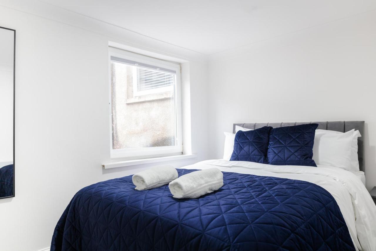 Chic Urban 2 Bedroom Apartments Cardiff Bagian luar foto