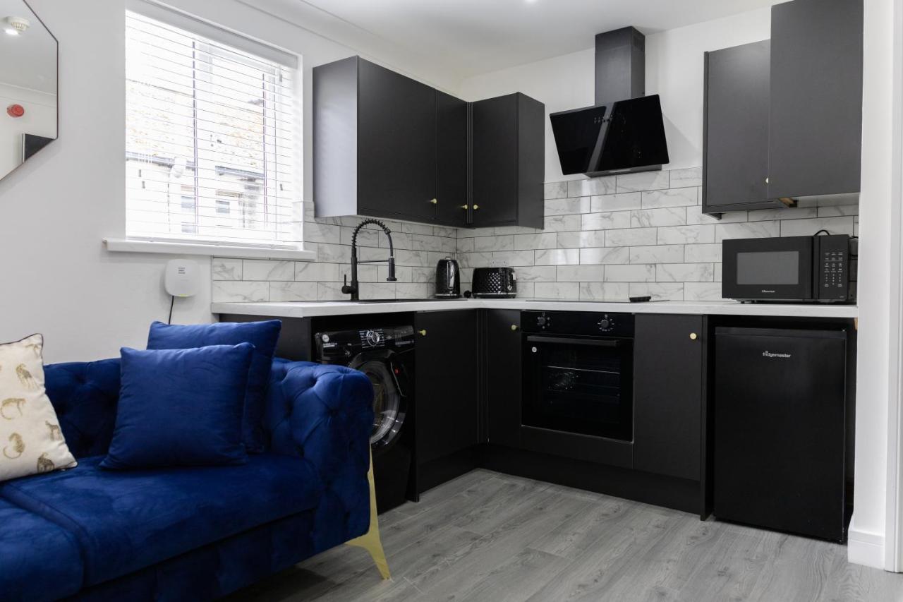 Chic Urban 2 Bedroom Apartments Cardiff Bagian luar foto